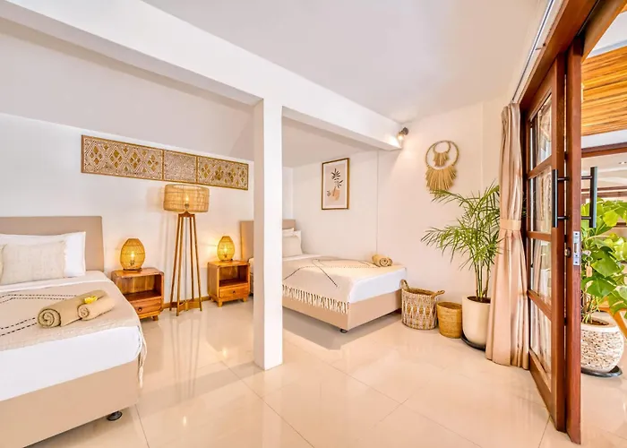 Aurora - Private 6 Bdr In Seminyak, Prime Location, Pool & Garden Villa Seminyak (Bali)