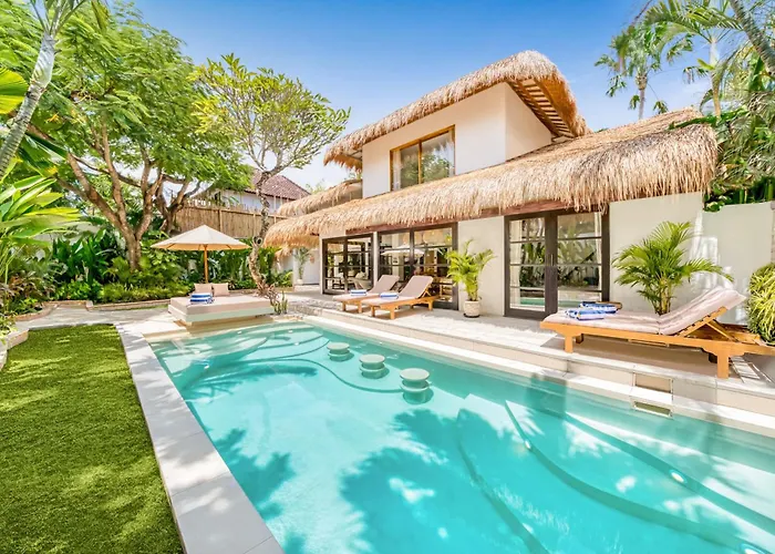 Villa Aurora - Private 6 Bdr In Seminyak, Prime Location, Pool & Garden *