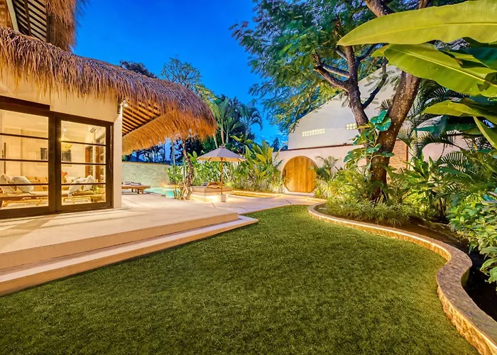 Aurora - Private 6 Bdr In Seminyak, Prime Location, Pool & Garden Villa Seminyak (Bali)